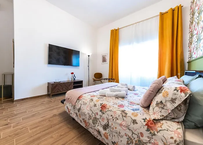 Casa Fen Palazzo Storico - Re Di Metro A - 2camere2bagni Apartment