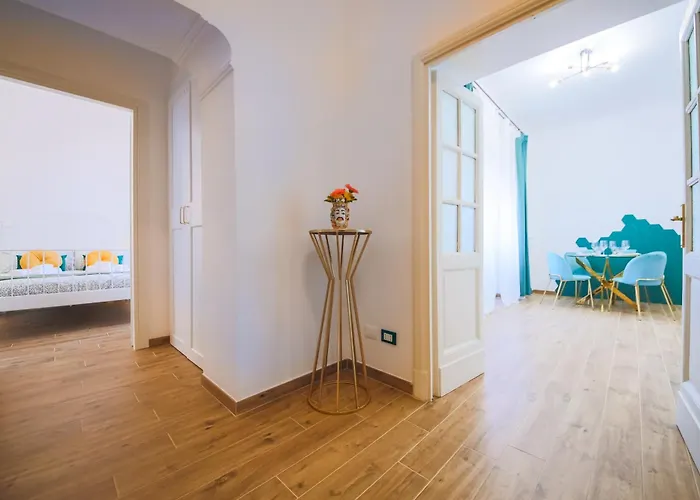 Casa Fen Palazzo Storico - Re Di Metro A - 2camere2bagni